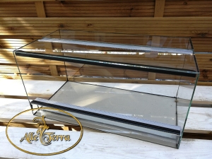 Terrarium szklane 60x40x30 cm.